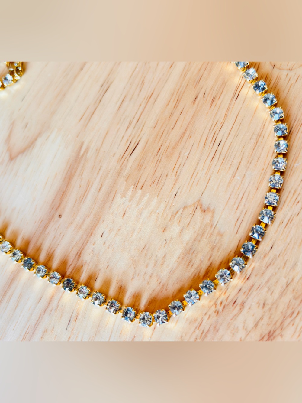 Vintage Gold Tone Rhinestone necklace
